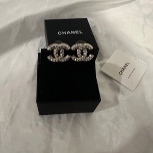 CHANEL Authentic Earrings silver with crystals  cute
